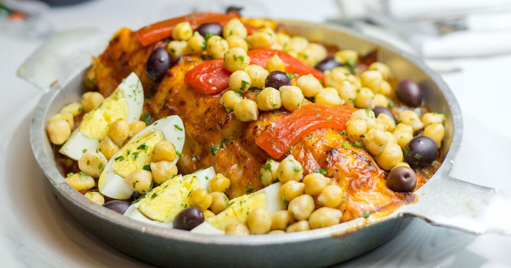 Celebre-as-Festas-de-Fim-de-Ano-com-o-Restaurante-Bacalhau-Vinho-&-Cia